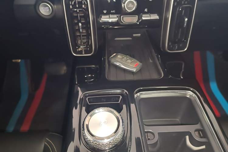 Used Haval DARGO 2021 1.5T DCT Two-Wheel Drive Border Collie Edition Gear Lever