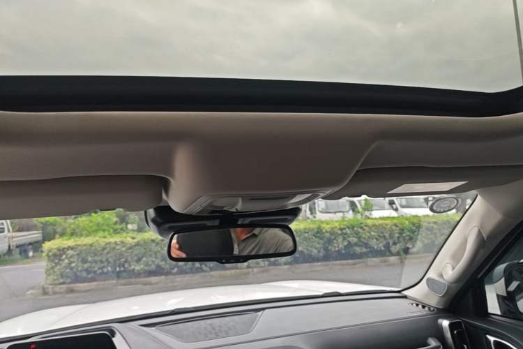 Used Haval DARGO 2021 2.0T DCT All-Wheel-Drive "Hao Tian Quan" Edition Headliner