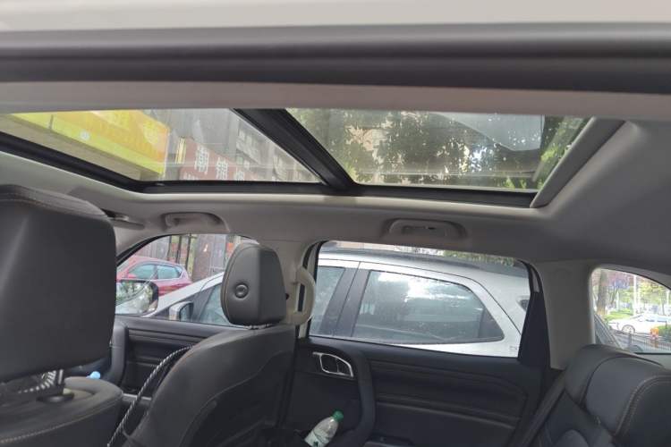 Used Haval DARGO 2021 1.5T DCT Two-Wheel Drive Labrador Edition Headliner