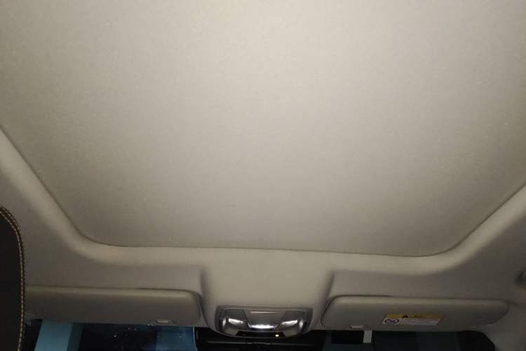 Used Haval DARGO 2021 Revised Version 1.5T DCT Two-Wheel Drive "Mǎquǎn" Edition Headliner