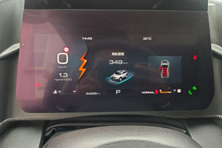 Used Haval DARGO 2021 2.0T DCT All-Wheel-Drive "Hao Tian Quan" Edition Instrument Cluster