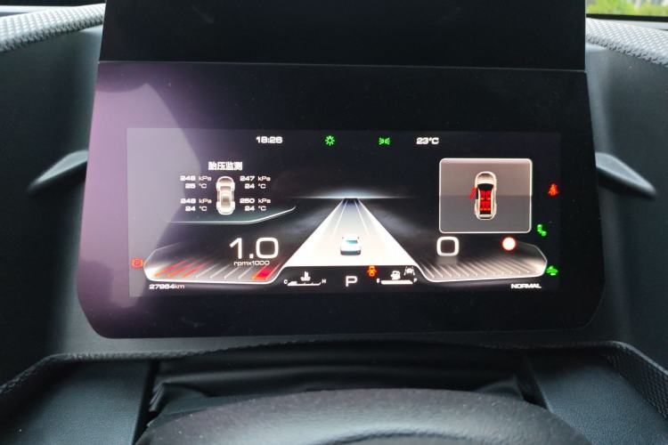 Used Haval DARGO 2021 1.5T DCT Two-Wheel Drive "Mǎquǎn" Edition Instrument Cluster