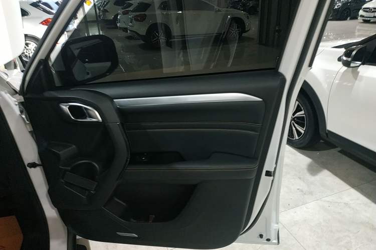 Used Haval DARGO 2021 Revised Version 2.0T DCT Four-Wheel Drive "Hao Tian Que" Edition Interior 5