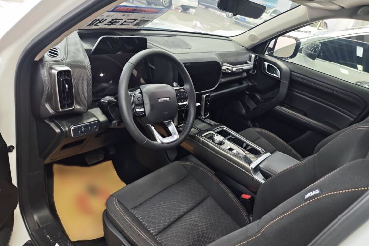Used Haval DARGO 2021 1.5T DCT Two-Wheel Drive Husky Edition Interior 6
