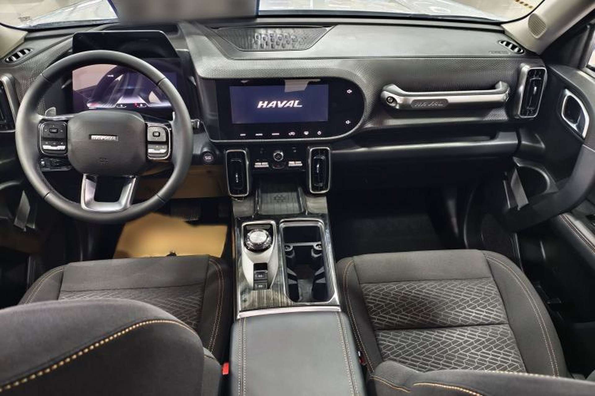 Used Haval DARGO 2021 1.5T DCT Two-Wheel Drive Husky Edition Interior 9