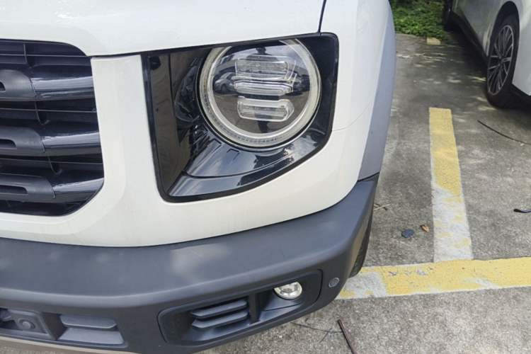 Used Haval DARGO 2021 1.5T DCT Two-Wheel Drive "Mǎquǎn" Edition Left Front Headlight