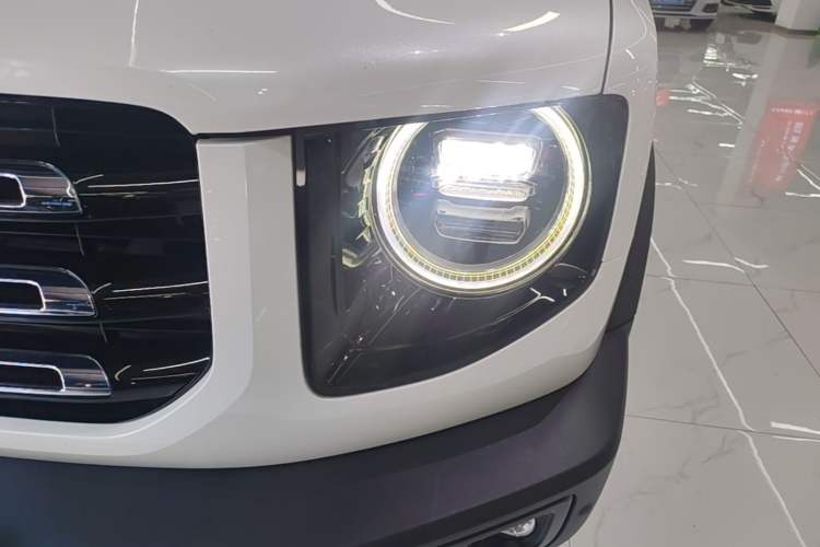 Used Haval DARGO 2021 1.5T DCT Two-Wheel Drive "Mǎquǎn" Edition Left Front Headlight