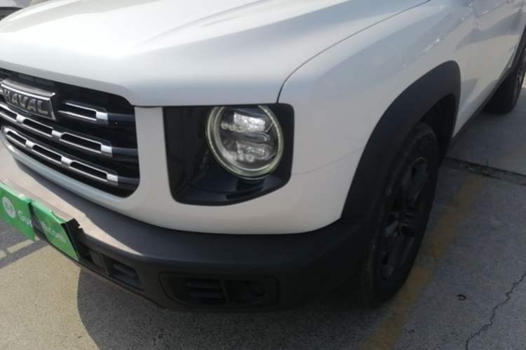Used Haval DARGO 2021 1.5T DCT Two-Wheel Drive Husky Edition Left Front Headlight