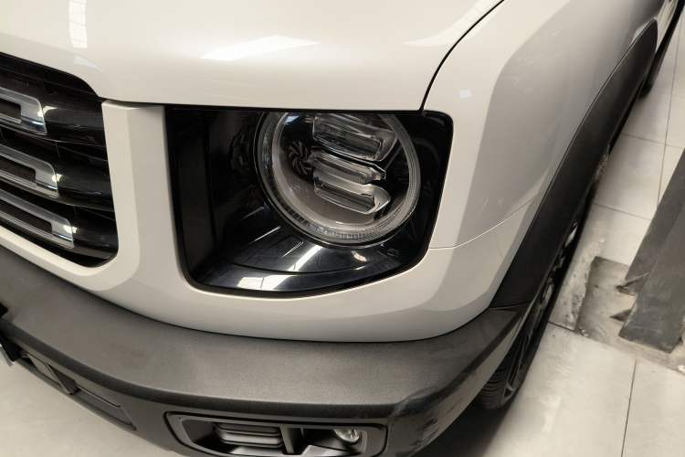 Used Haval DARGO 2021 1.5T DCT Two-Wheel Drive Labrador Edition Left Front Headlight