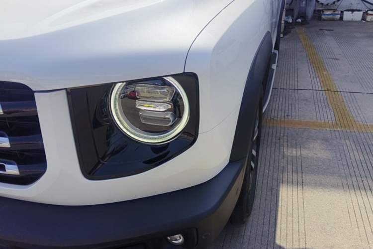 Used Haval DARGO 2021 1.5T DCT Two-Wheel Drive "Wangcai" Edition Left Front Headlight
