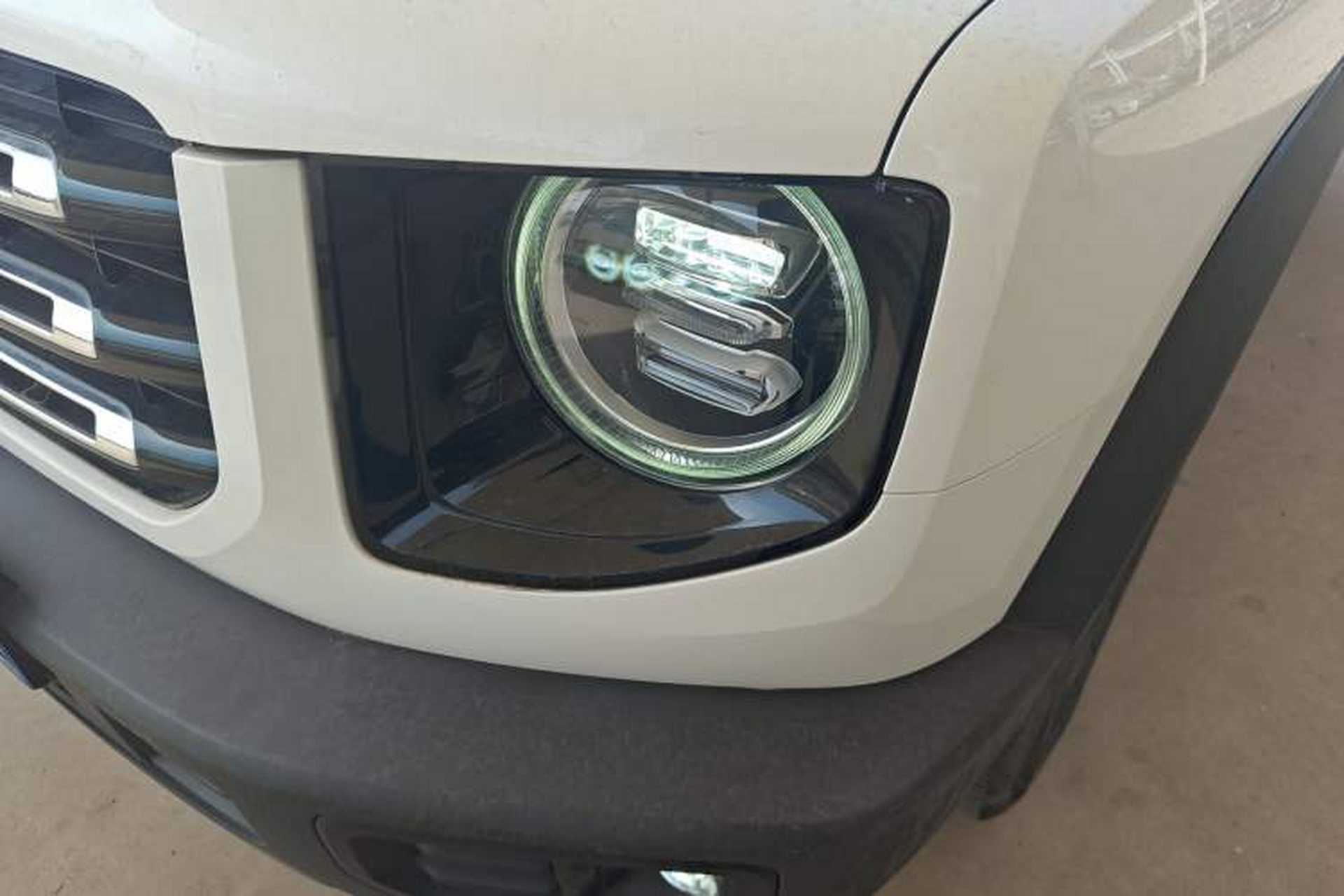 Used Haval DARGO 2021 1.5T DCT Two-Wheel Drive Labrador Edition Left Front Headlight