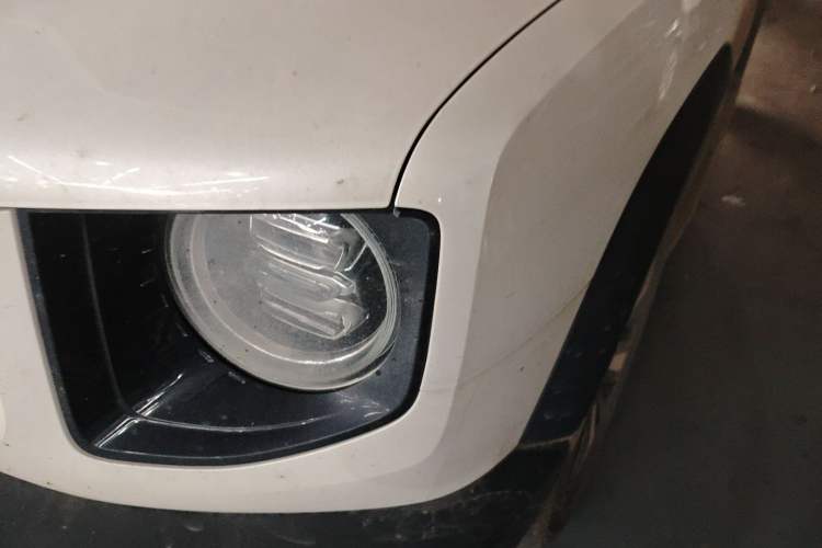 Used Haval DARGO 2021 1.5T DCT Two-Wheel Drive Labrador Edition Left Front Headlight