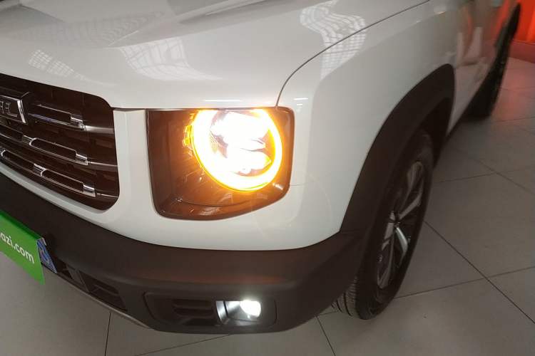 Used Haval DARGO 2021 1.5T DCT Two-Wheel Drive Labrador Edition Left Front Headlight