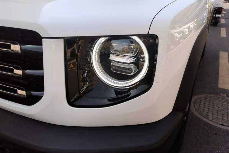 Used Haval DARGO 2021 1.5T DCT Two-Wheel Drive Border Collie Edition Left Front Headlight