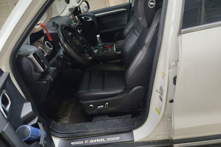 Used Haval DARGO 2021 2.0T DCT 4x4 Chinese Rural Dog Edition Left Front Seat