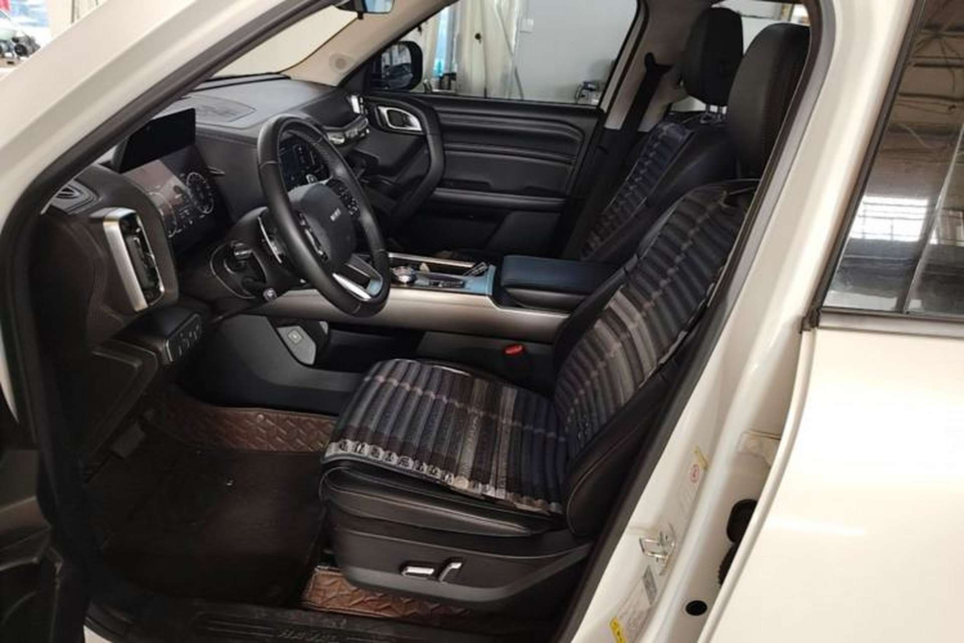 Used Haval DARGO 2021 1.5T DCT Two-Wheel Drive Labrador Edition Left Front Seat