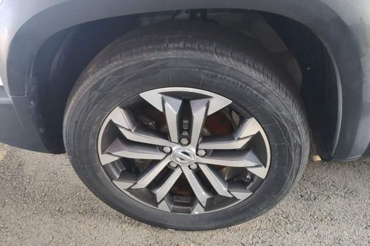 Used Haval DARGO 2021 1.5T DCT Two-Wheel Drive Border Collie Edition Left Front Wheel Hub