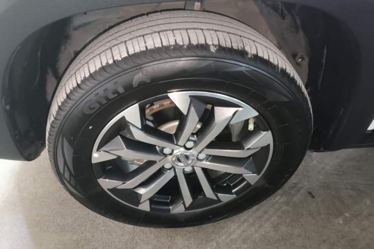 Used Haval DARGO 2021 1.5T DCT Two-Wheel Drive Border Collie - Wangcai Edition Left Front Wheel Hub