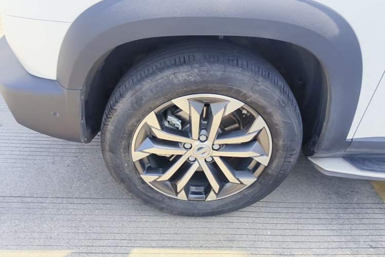 Used Haval DARGO 2021 1.5T DCT Two-Wheel Drive "Wangcai" Edition Left Front Wheel Hub
