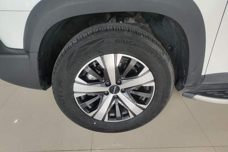 Used Haval DARGO 2021 1.5T DCT Two-Wheel Drive Labrador Edition Left Front Wheel Hub
