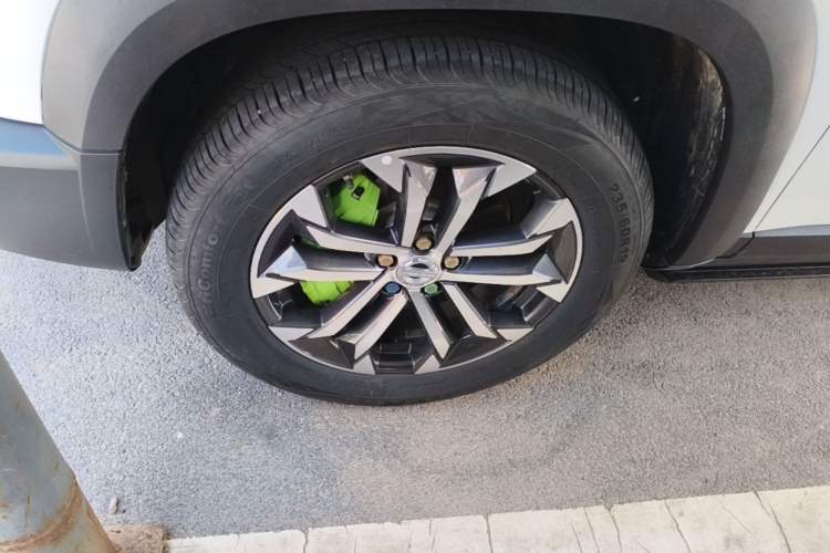Used Haval DARGO 2021 1.5T DCT Two-Wheel Drive Border Collie Edition Left Front Wheel Hub
