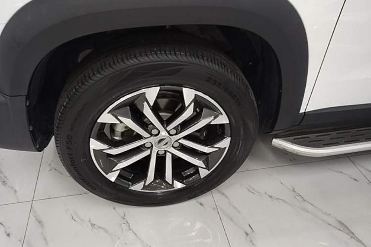 Used Haval DARGO 2021 1.5T DCT Two-Wheel Drive Border Collie - Wangcai Edition Left Front Wheel Hub