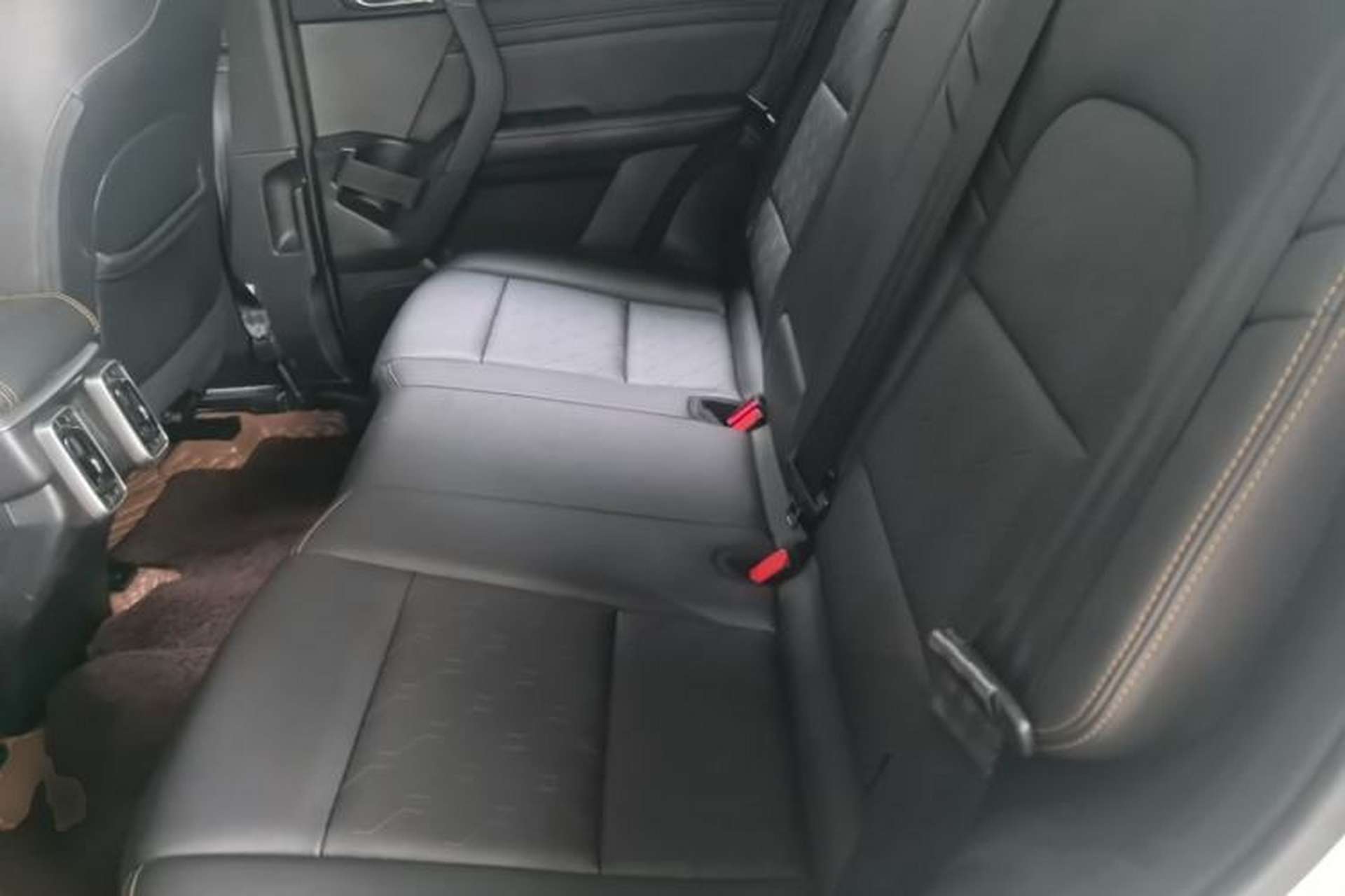 Used Haval DARGO 2021 1.5T DCT Two-Wheel Drive Labrador Edition Left Rear Seat