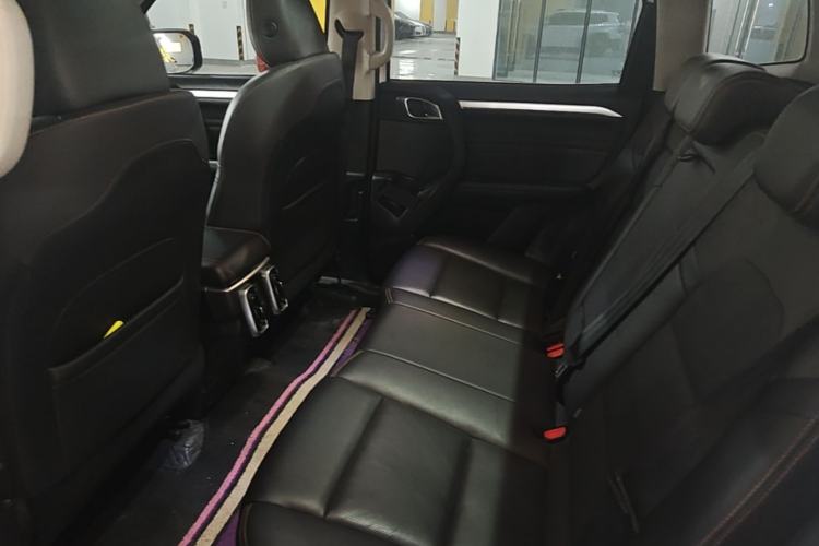 Used Haval DARGO 2021 Revised Version 2.0T DCT Four-Wheel Drive "Hao Tian Que" Edition Left Rear Seat