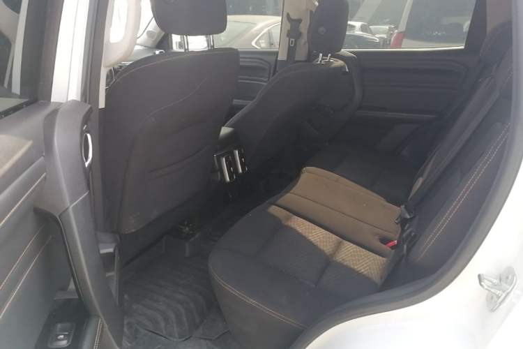 Used Haval DARGO 2021 1.5T DCT Two-Wheel Drive Husky Edition Left Rear Seat