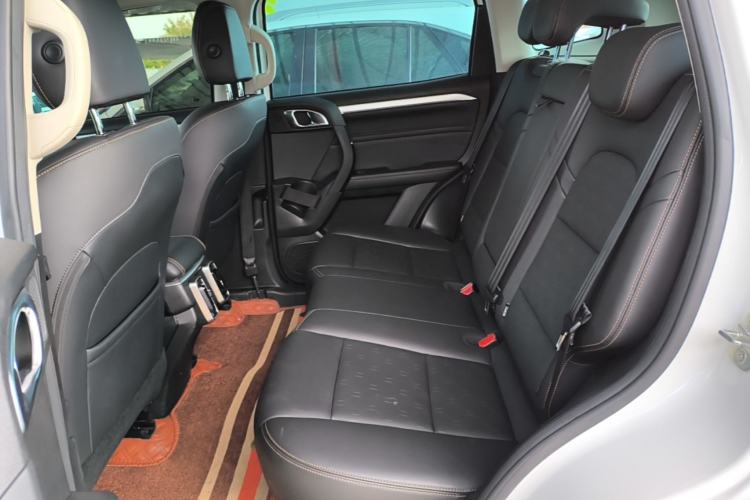 Used Haval DARGO 2021 1.5T DCT Two-Wheel Drive Border Collie Edition Left Rear Seat