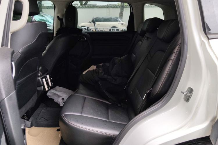Used Haval DARGO 2021 1.5T DCT Two-Wheel Drive Labrador Edition Left Rear Seat