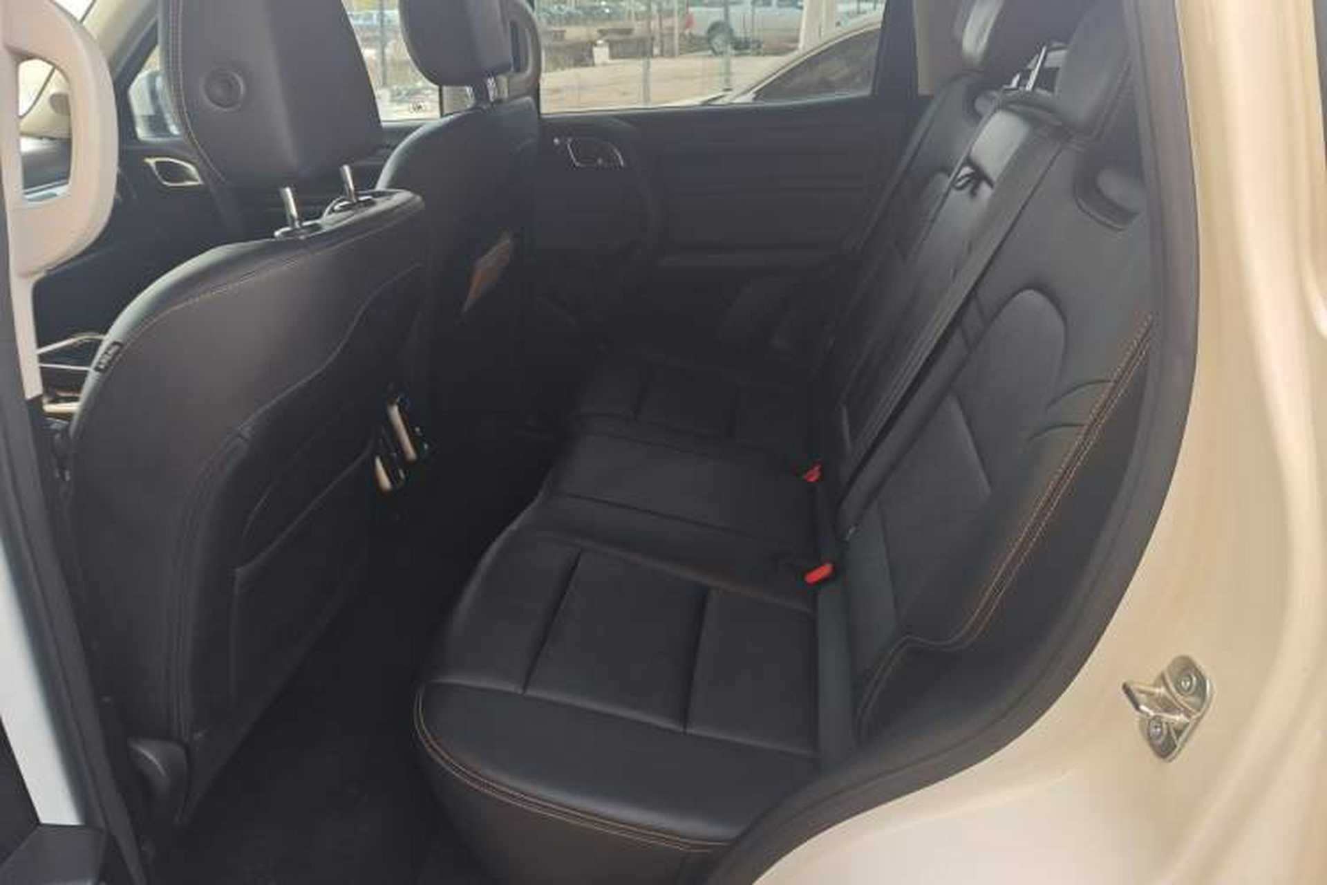 Used Haval DARGO 2021 1.5T DCT Two-Wheel Drive Labrador Edition Left Rear Seat