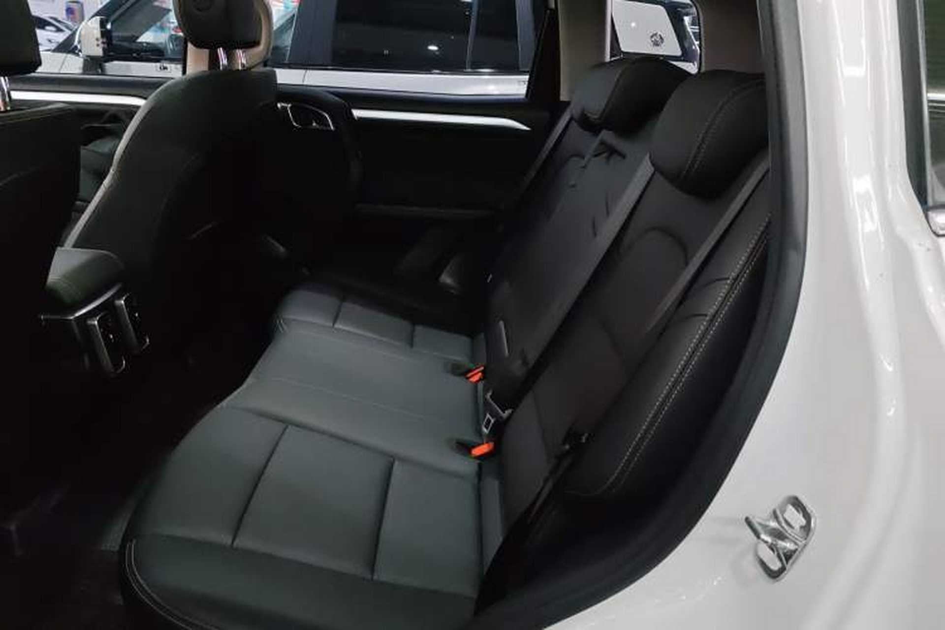 Used Haval DARGO 2021 1.5T DCT Two-Wheel Drive Border Collie Edition Left Rear Seat
