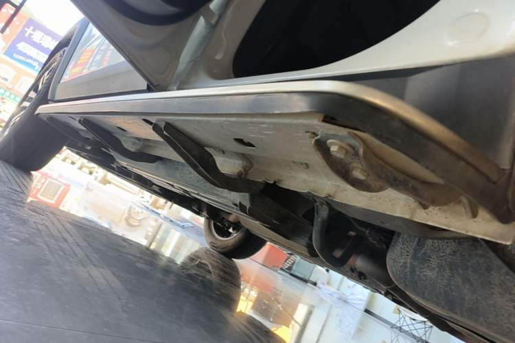 Used Haval DARGO 2021 1.5T DCT Two-Wheel Drive "Mǎquǎn" Edition Left Side Sill