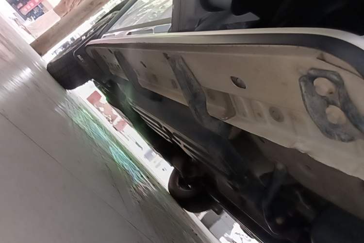Used Haval DARGO 2021 2.0T DCT All-Wheel-Drive "Hao Tian Quan" Edition Left Side Sill