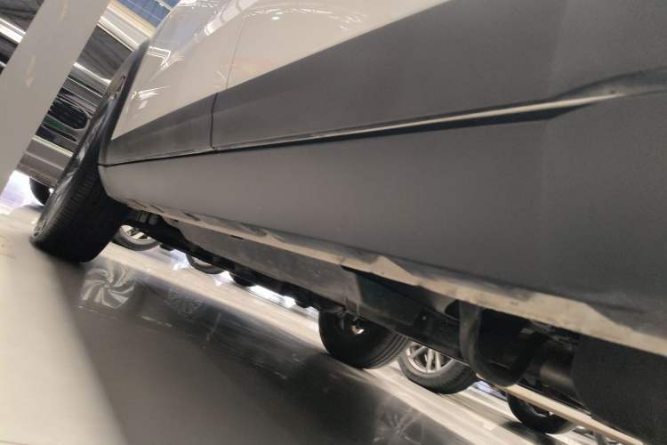 Used Haval DARGO 2021 1.5T DCT Two-Wheel Drive Labrador Edition Left Side Sill