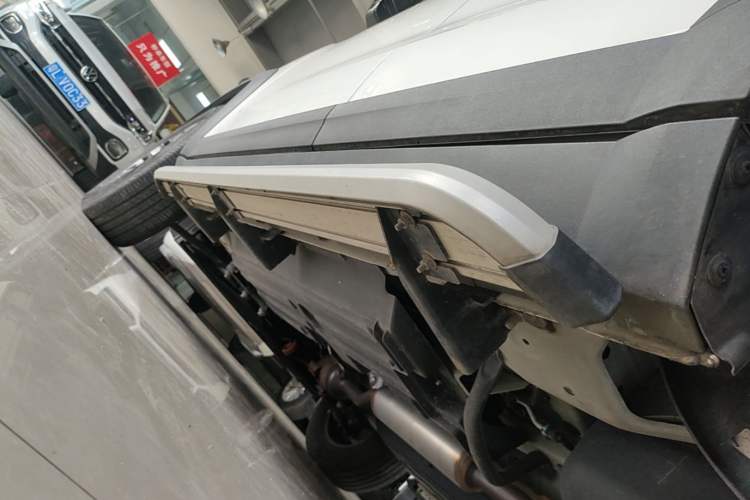 Used Haval DARGO 2021 1.5T DCT Two-Wheel Drive Labrador Edition Left Side Sill