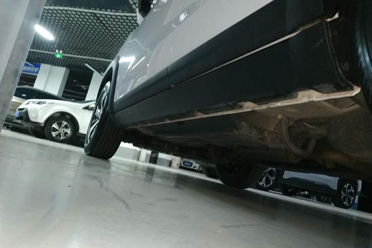 Used Haval DARGO 2021 1.5T DCT Two-Wheel Drive Labrador Edition Left Side Sill