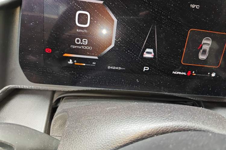 Used Haval DARGO 2021 2.0T DCT Two-Wheel Drive Chinese Mastiff Edition Odometer Close Up