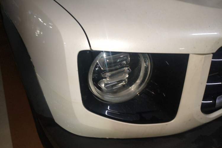 Used Haval DARGO 2021 2.0T DCT 4x4 Chinese Rural Dog Edition Right Front Headlight