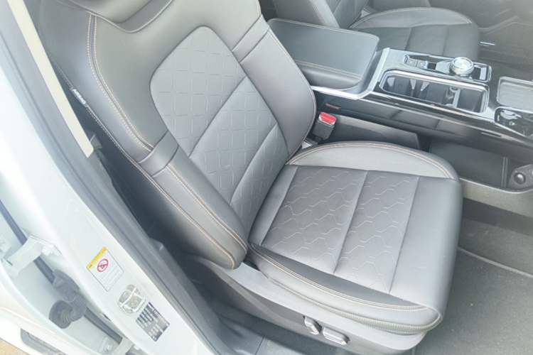 Used Haval DARGO 2021 1.5T DCT Two-Wheel Drive "Wangcai" Edition Right Front Seat