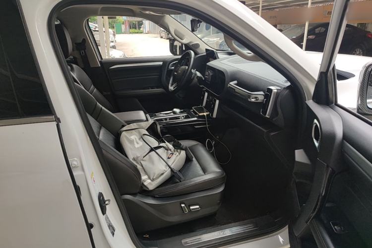 Used Haval DARGO 2021 1.5T DCT Two-Wheel Drive "Mǎquǎn" Edition Right Front Seat