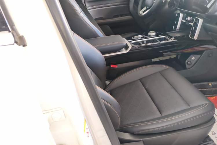 Used Haval DARGO 2021 1.5T DCT Two-Wheel Drive Border Collie Edition Right Front Seat