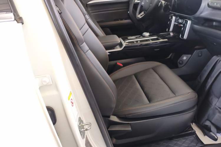 Used Haval DARGO 2021 1.5T DCT Two-Wheel Drive Border Collie Edition Right Front Seat