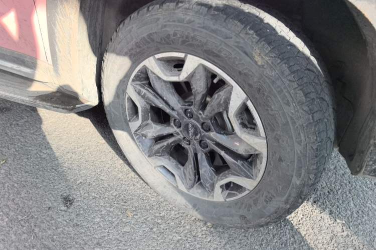 Used Haval DARGO 2021 2.0T DCT All-Wheel-Drive "Hao Tian Quan" Edition Right Front Wheel Hub