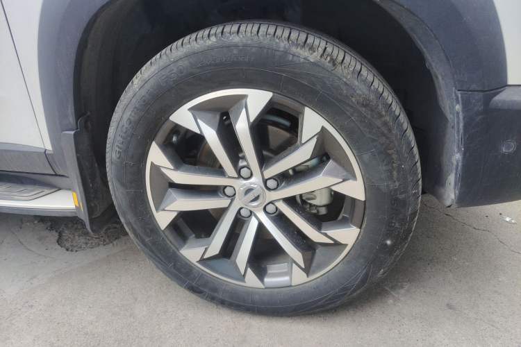 Used Haval DARGO 2021 1.5T DCT Two-Wheel Drive "Mǎquǎn" Edition Right Front Wheel Hub