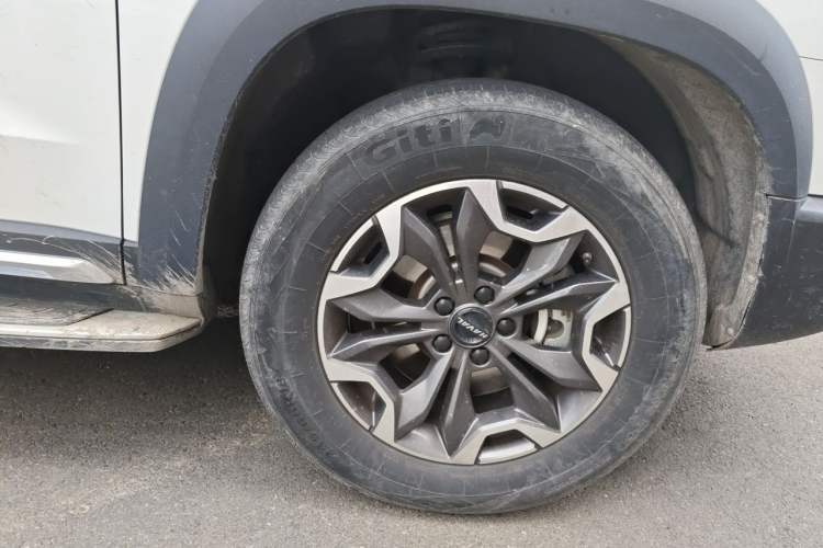 Used Haval DARGO 2021 2.0T DCT 4x4 Chinese Rural Dog Edition Right Front Wheel Hub