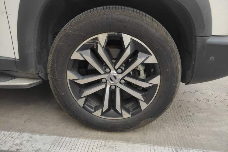 Used Haval DARGO 2021 Revised Version 1.5T DCT Two-Wheel Drive "Mǎquǎn" Edition Right Front Wheel Hub