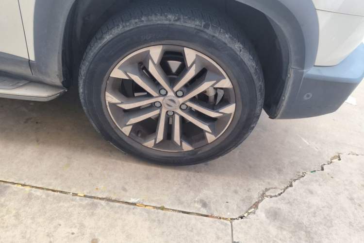 Used Haval DARGO 2021 1.5T DCT Two-Wheel Drive "Mǎquǎn" Edition Right Front Wheel Hub