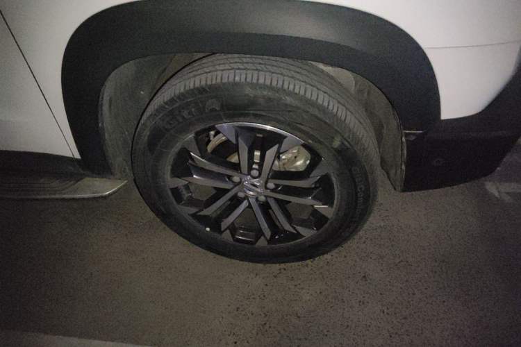 Used Haval DARGO 2021 Revised Version 1.5T DCT Two-Wheel Drive "Mǎquǎn" Edition Right Front Wheel Hub